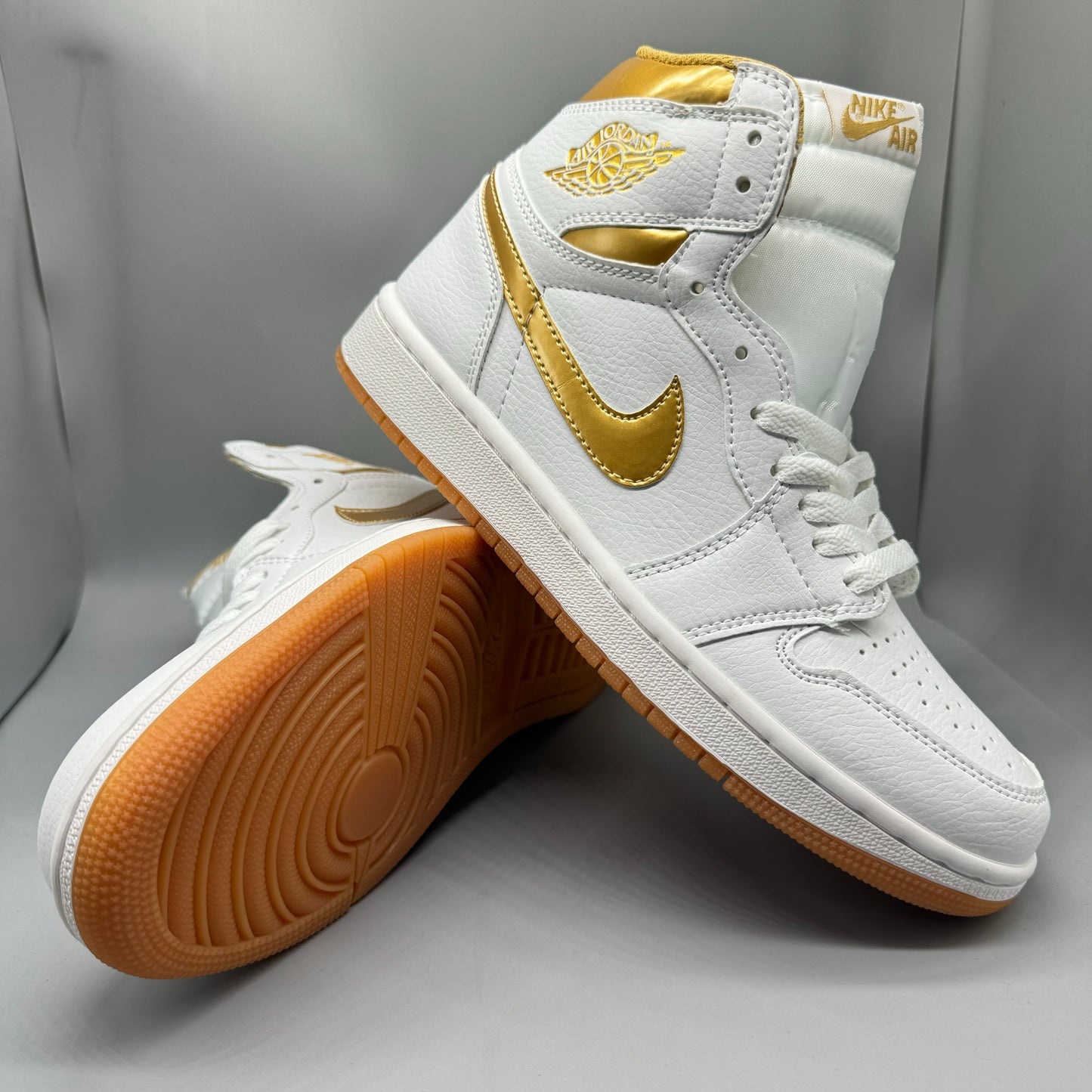 Nike Air Jordan 1 “White & Metallic Gold