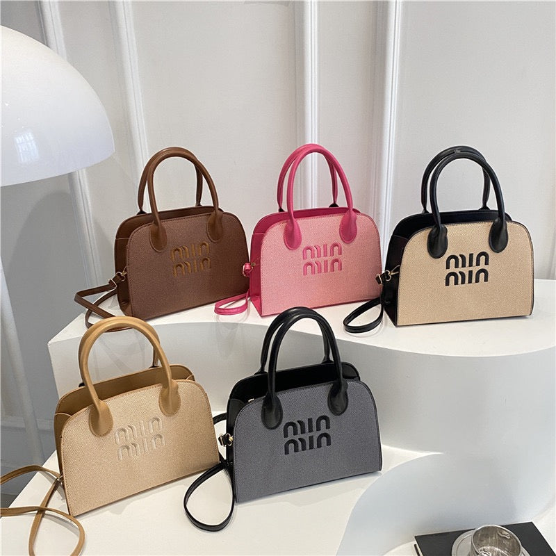 Fashion bag confidence