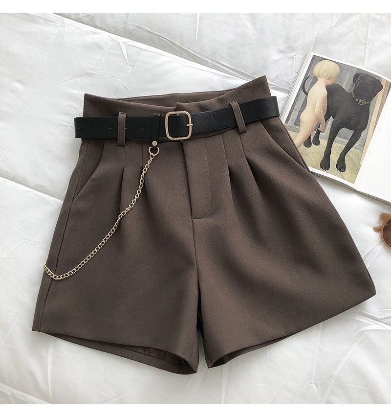 Chic Black High-Waisted Pleated Shorts with Gold Chain Belt , SShopoza
