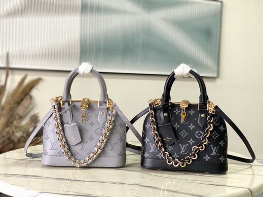 Louis Vuitton Monogram Chain Handbag