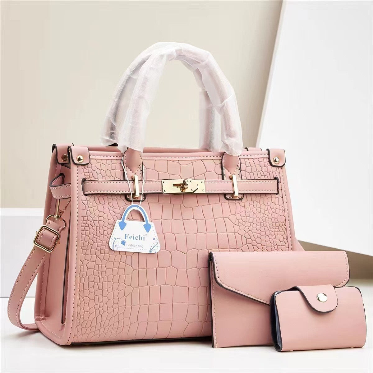 3-Piece Crocodile Textured Handbag Set – Elegant, Versatile & Chic”