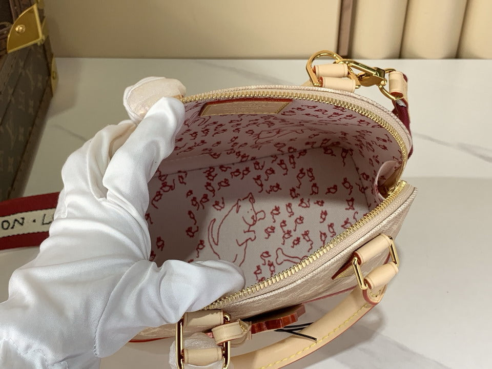 Louis Vuitton Monogram Chain Handbag Beige