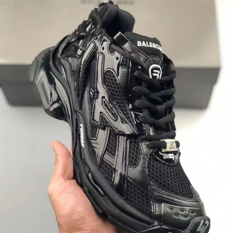 Balenciaga runner Graffiti – Art in Motion