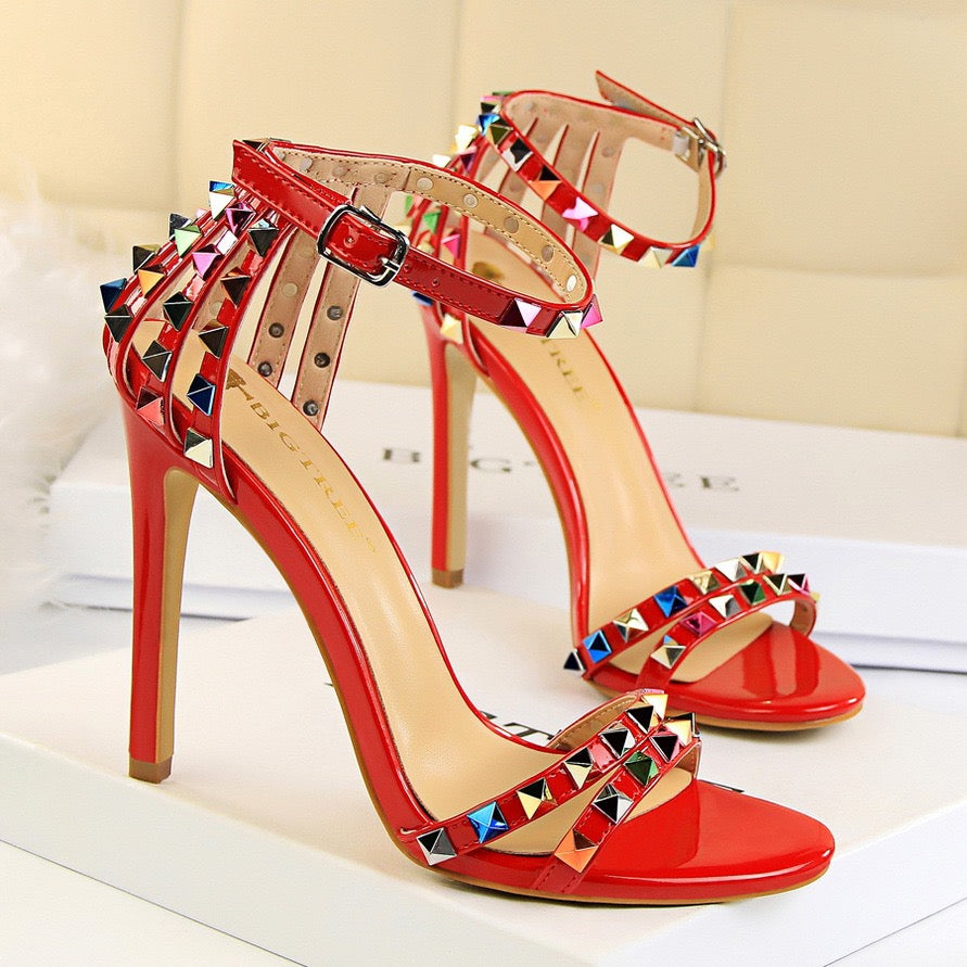 Women’s Studded High-Heeled Sandals ( fille )