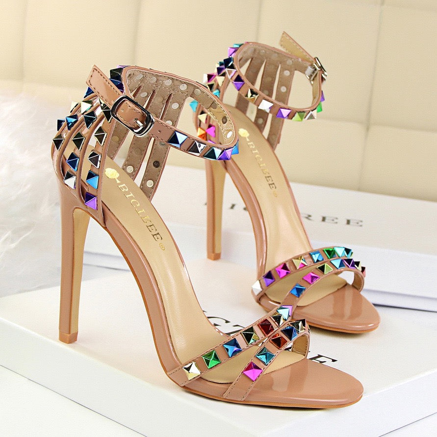 Women’s Studded High-Heeled Sandals ( fille )