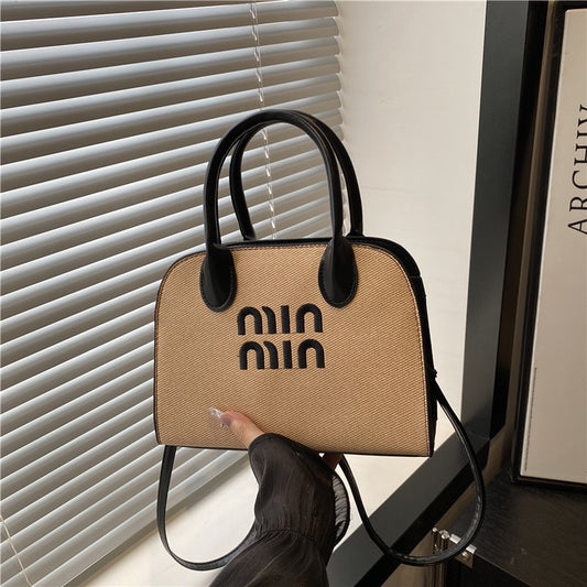 Fashion bag confidence