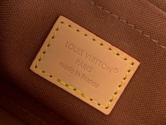 Louis Vuitton Monogram Chain Handbag