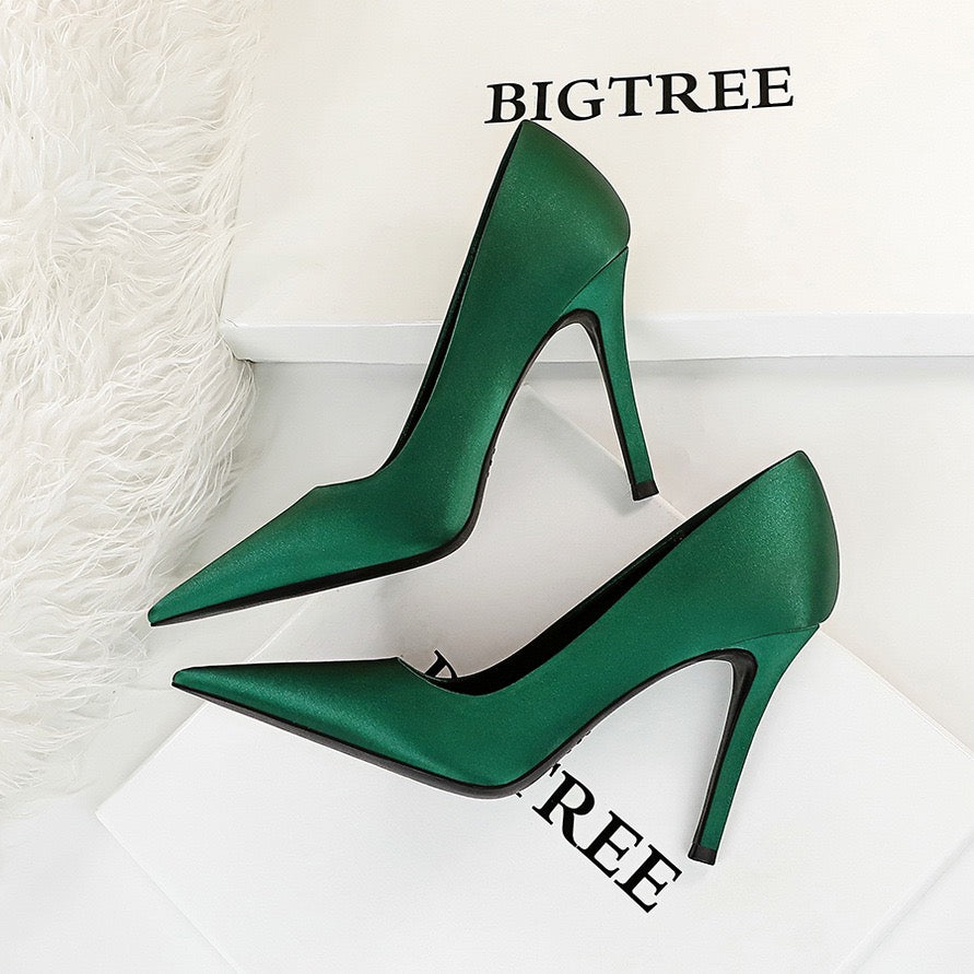 2026 women’s  Bow Heels ( fille )