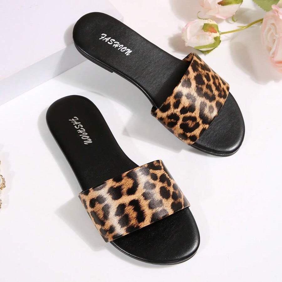Women’s slippers ( fille )