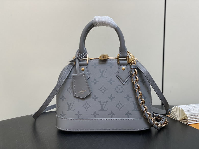Louis Vuitton Monogram Chain Handbag