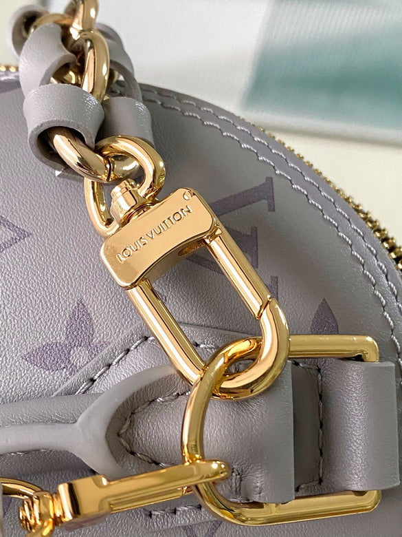 Louis Vuitton Monogram Chain Handbag