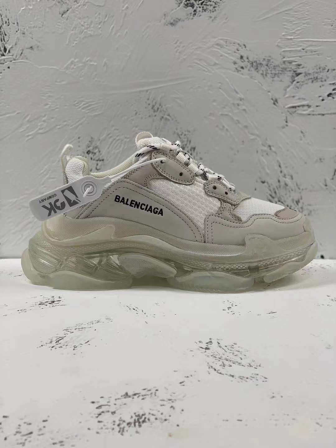 : Balenciaga Triple S - Sneaker