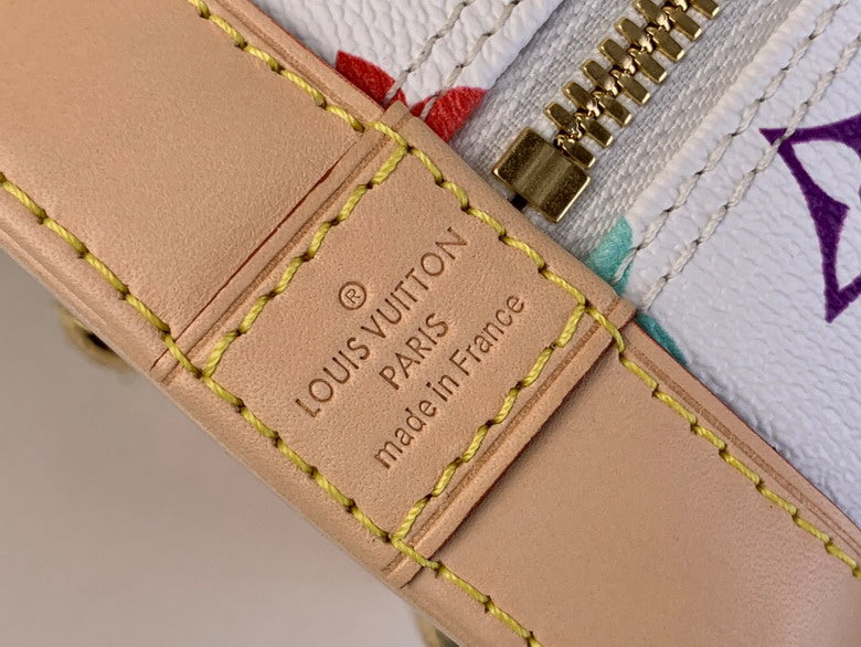 Luxury Louis Vuitton Monogram Chain Handbag