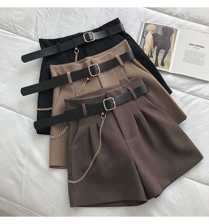 Chic Black High-Waisted Pleated Shorts with Gold Chain Belt , SShopoza
