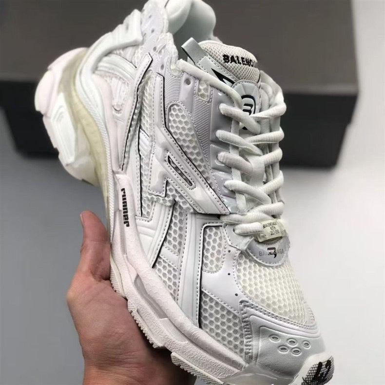 Balenciaga runner Graffiti – Art in Motion