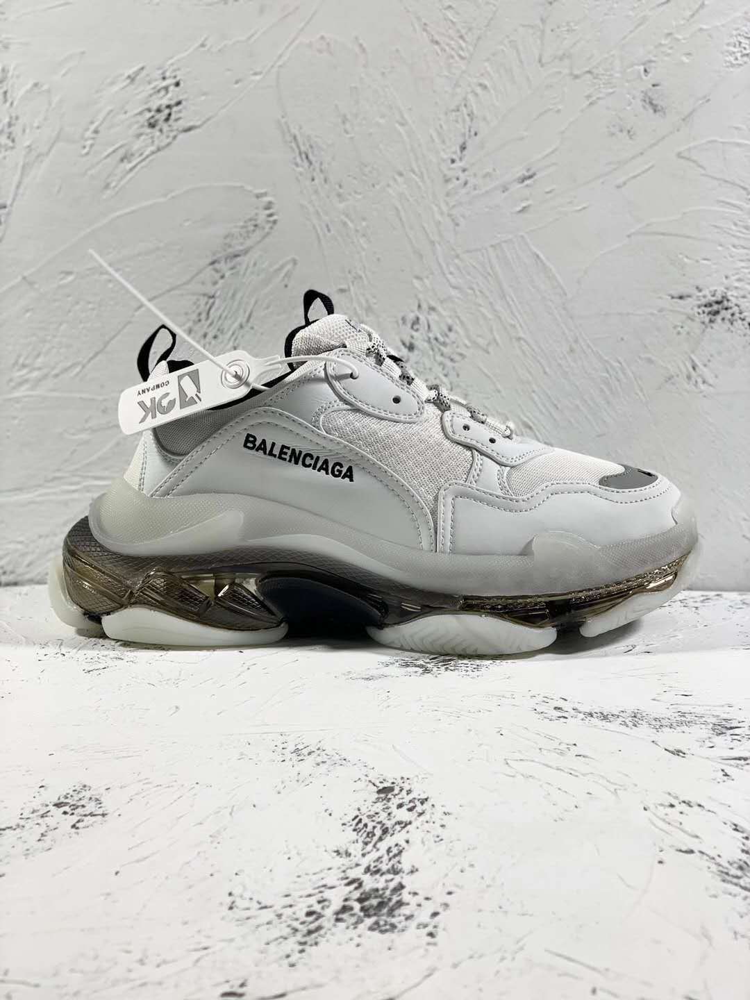 : Balenciaga Triple S - Sneaker