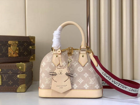 Louis Vuitton Monogram Chain Handbag Beige