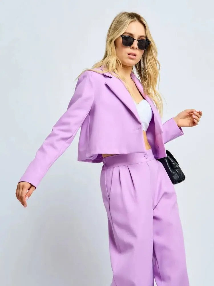 Bold Elegance in Motion SShopoza