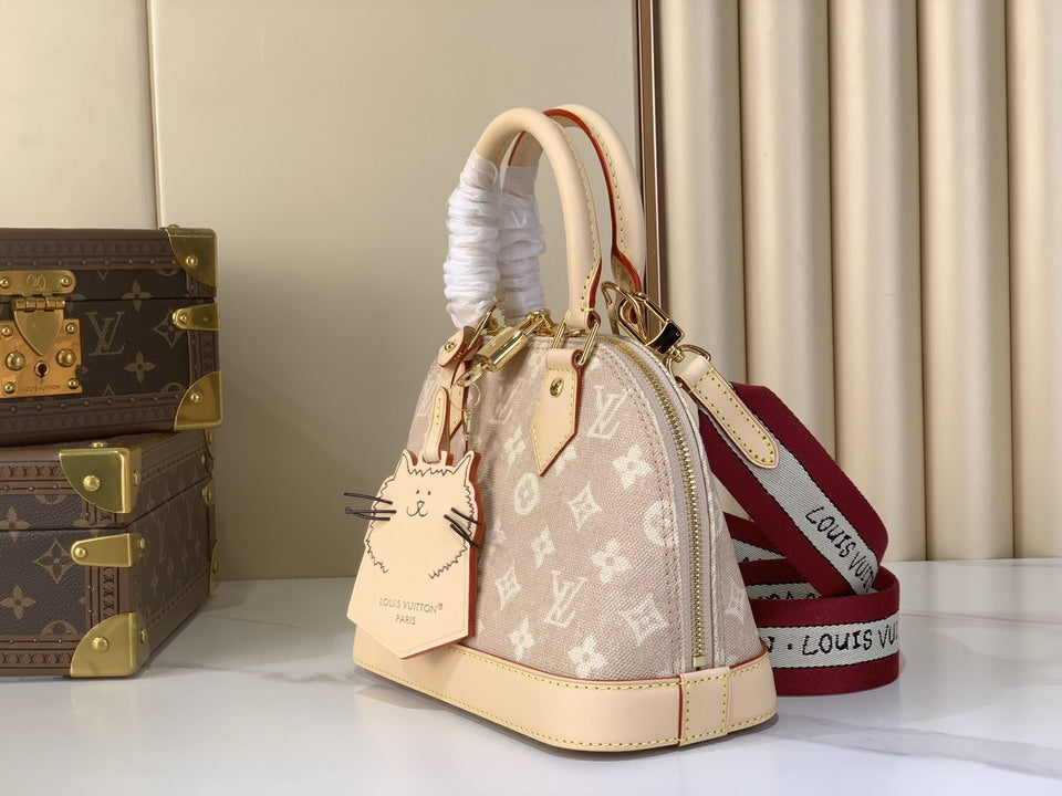 Louis Vuitton Monogram Chain Handbag Beige
